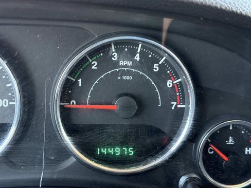 Used 2011 Jeep Wrangler Sport AWD/4WD image 12