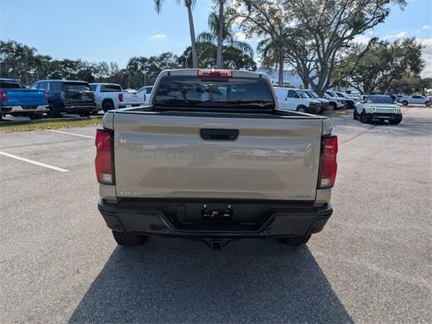 Certified 2024 Chevrolet Colorado ZR2 w/ ZR2 Convenience Package III image 6