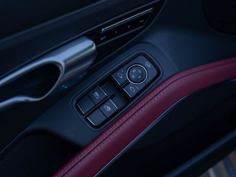 Certified 2025 Porsche 718 Cayman S image 21