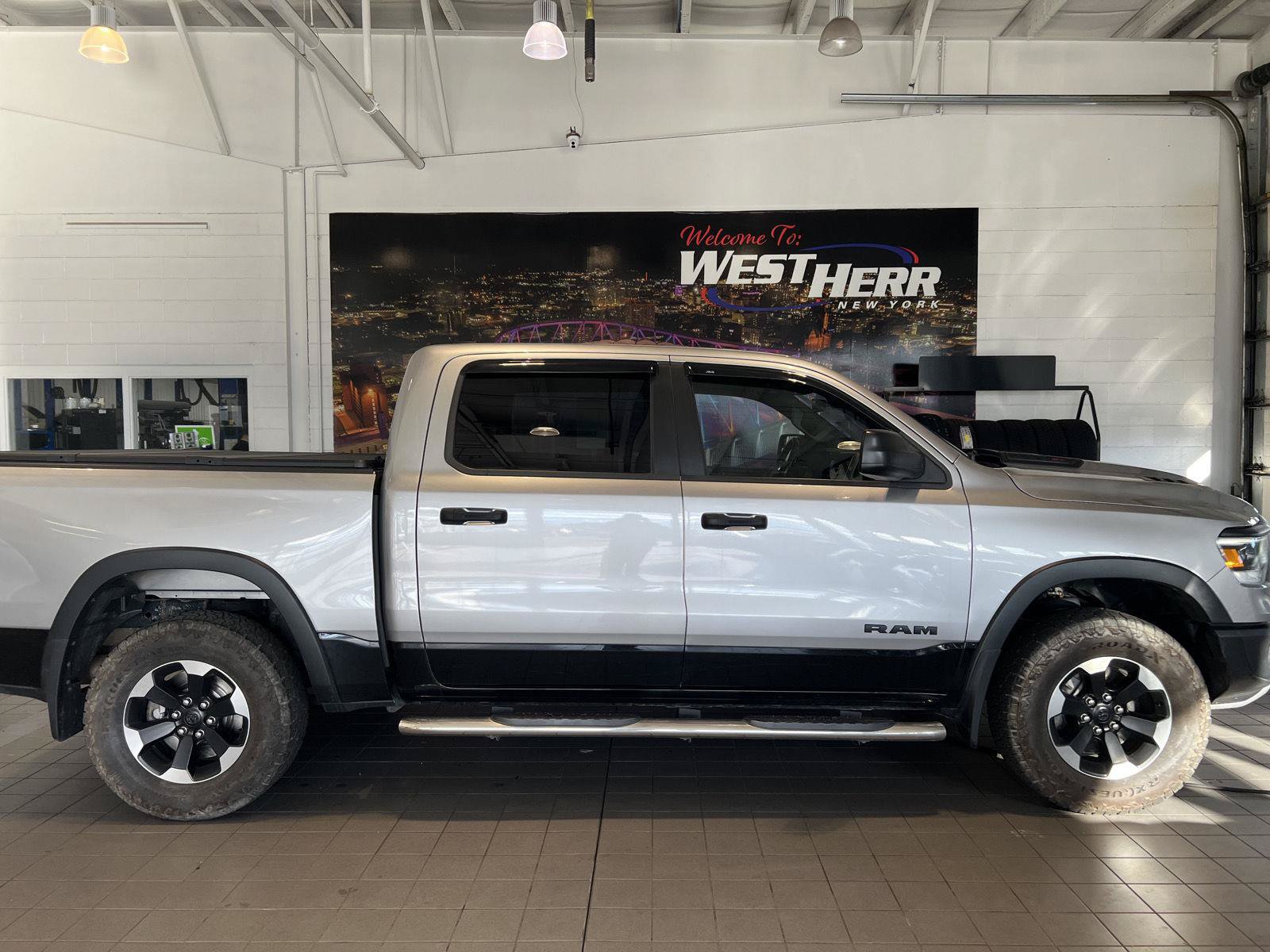 Used 2022 RAM 1500 Rebel AWD/4WD image 8