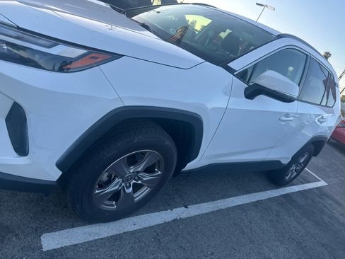 Used 2024 Toyota RAV4 XLE AWD/4WD image 4