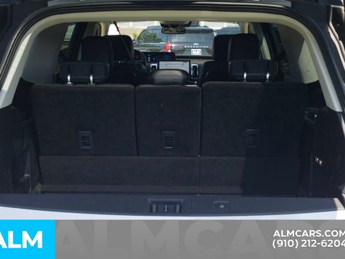 Used 2025 Ford Expedition Platinum AWD/4WD image 9