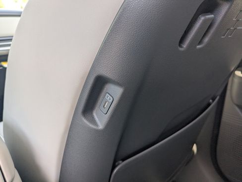 New 2027 Hyundai Santa Fe SEL FWD image 17