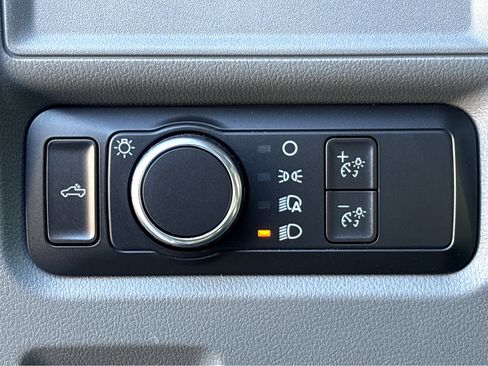 Used 2022 Ford F150 XL w/ Trailer Tow Package image 16