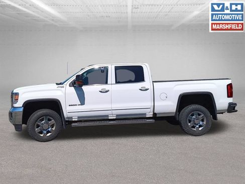 Used 2016 GMC Sierra 2500 SLE w/ SLE Preferred Package AWD/4WD image 6