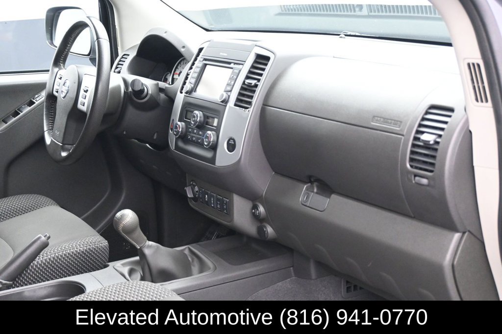 Used 2019 Nissan Frontier PRO-4X AWD/4WD image 6