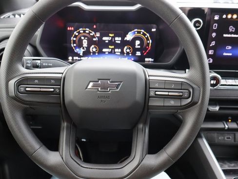 Used 2026 Chevrolet Colorado Trail Boss image 5