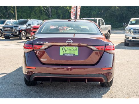 Used 2025 Nissan Sentra SV FWD image 7