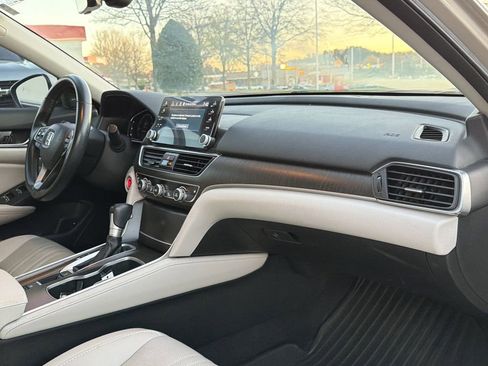 Used 2020 Honda Accord EX-L image 17