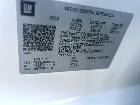 Used 2020 Chevrolet Suburban Premier w/ Premier Plus Edition image 27