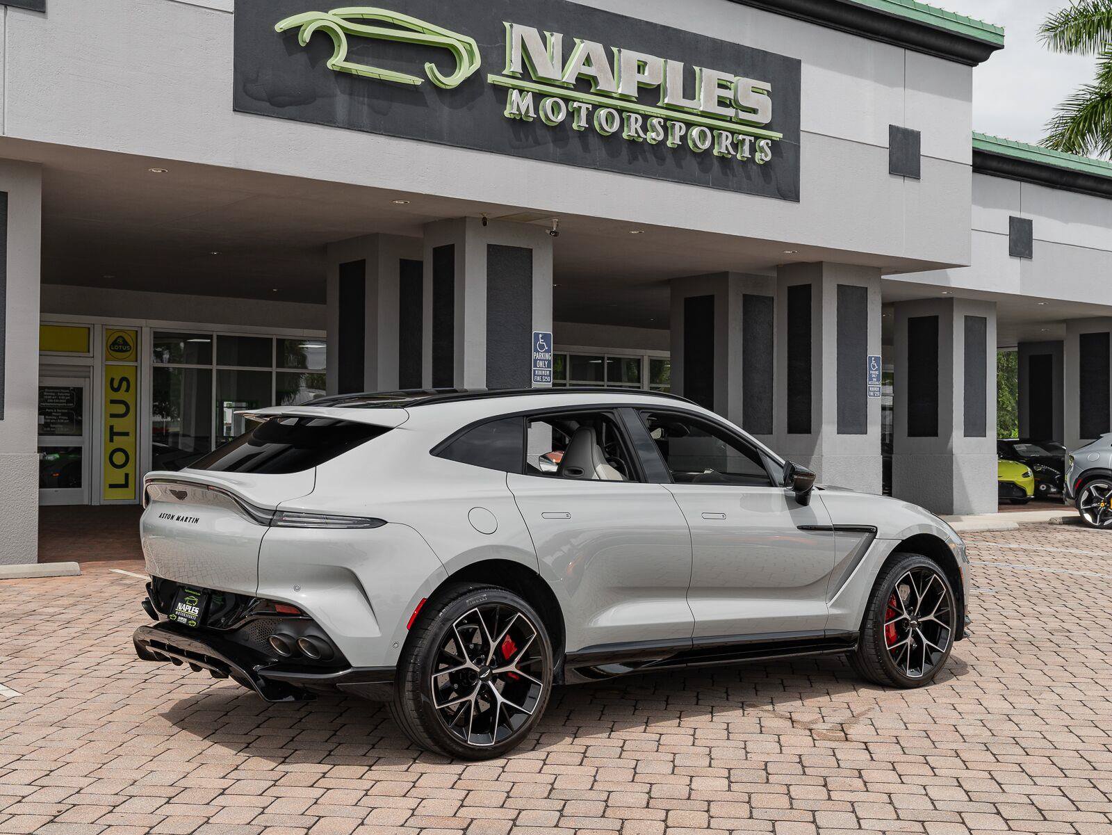 Used 2025 Aston Martin DBX 707 AWD/4WD image 23
