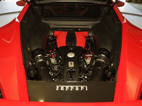 Used 2021 Ferrari F8 Tributo Base image 31