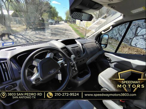 Used 2019 Ford Transit 250 130 Low Roof RWD image 8