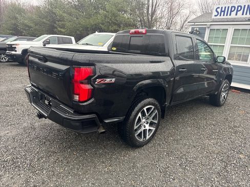Used 2023 Chevrolet Colorado Z71 w/ Z71 Convenience Package 2 image 6