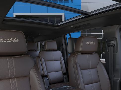 New 2026 Chevrolet Suburban High Country AWD/4WD image 25