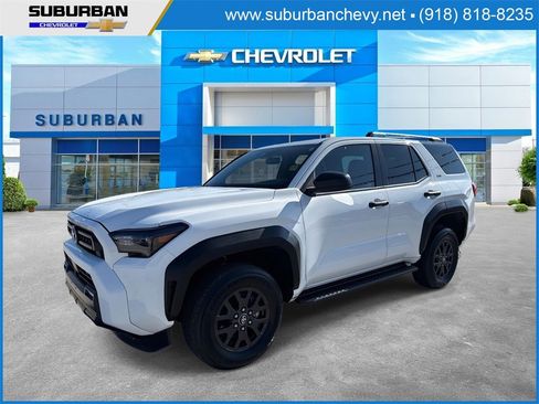 Used 2025 Toyota 4Runner SR5 image 1