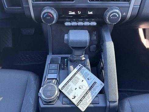 Certified 2025 Toyota Tacoma SR5 image 28