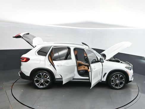 Used 2023 BMW X5 sDrive40i image 52