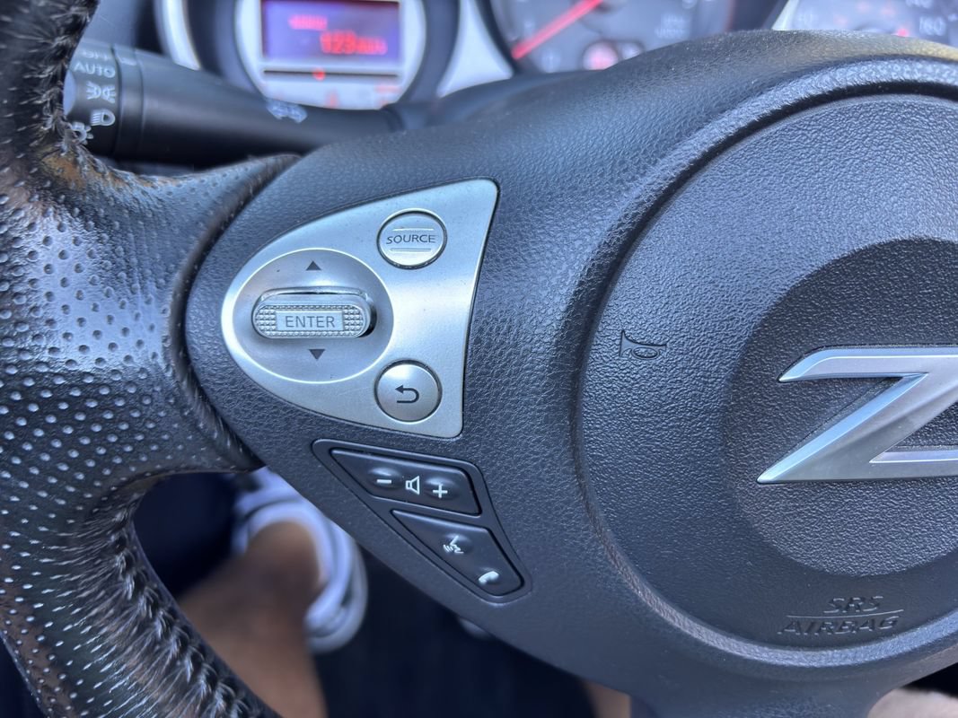 Used 2011 Nissan 370Z Touring w/ Sport Pkg RWD image 25