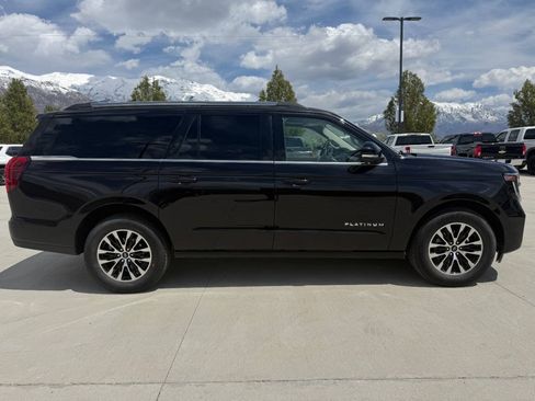 Used 2025 Ford Expedition Max Platinum AWD/4WD image 2