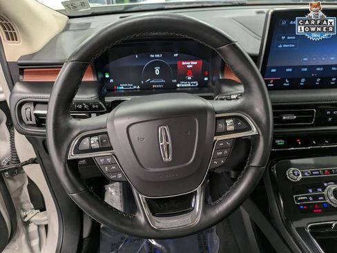 Used 2022 Lincoln Nautilus Reserve AWD/4WD image 24