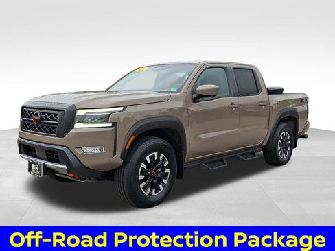 Used 2022 Nissan Frontier PRO-4X image 3