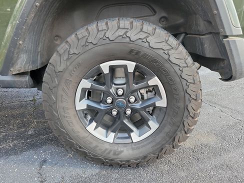 Used 2024 Jeep Wrangler Unlimited Rubicon 4xe image 30