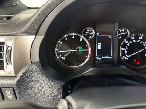 Used 2022 Lexus GX 460 Luxury w/ Sport Design Package AWD/4WD image 10