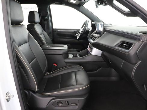 Used 2023 GMC Yukon SLT image 68