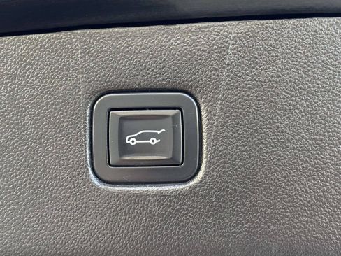 Used 2020 Chevrolet Blazer LT AWD/4WD image 7