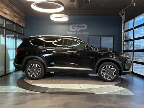 Used 2022 Hyundai Santa Fe Limited AWD/4WD image 2
