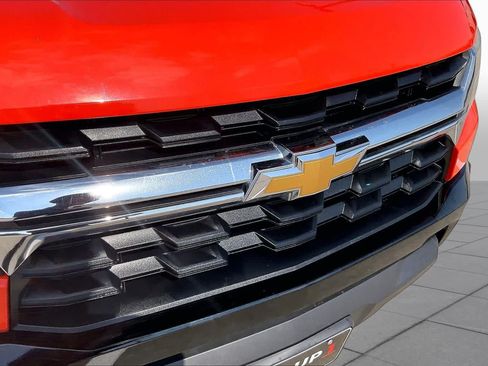 Used 2021 Chevrolet Colorado W/T w/ WT Convenience Package RWD image 28