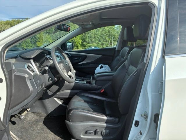 Used 2017 Nissan Murano Platinum w/ Platinum Technology Package AWD/4WD image 8
