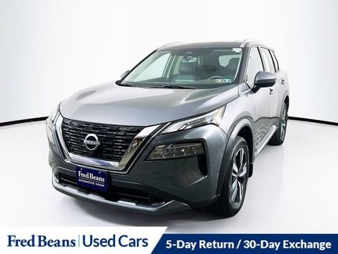 Used 2023 Nissan Rogue SL w/ SL Premium Package image 3