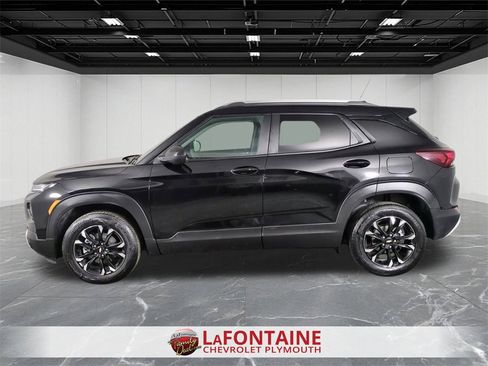 Certified 2023 Chevrolet TrailBlazer LT w/ Convenience Package image 5