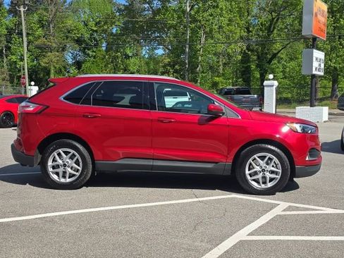 Used 2024 Ford Edge SEL w/ Convenience Package image 6