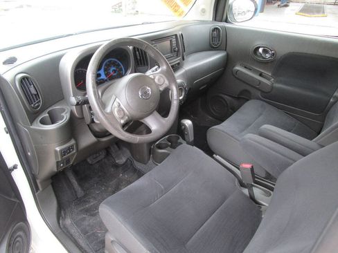 Used 2014 Nissan Cube 1.8 SL w/ SL Preferred Package FWD image 10
