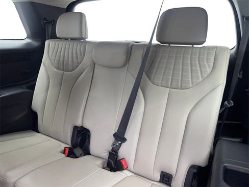 Used 2023 Hyundai Palisade Limited image 38