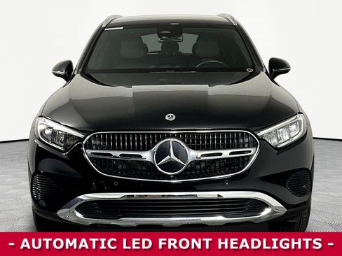 Used 2023 Mercedes-Benz GLC 300 4MATIC image 2