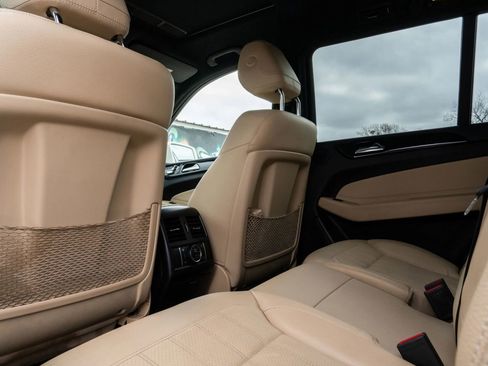 Used 2018 Mercedes-Benz GLS 450 4MATIC image 11