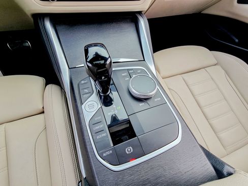 Used 2022 BMW 430i xDrive Coupe w/ M Sport Package image 28