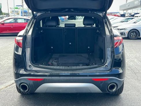 Used 2019 Alfa Romeo Stelvio Ti Sport w/ Quick Order Package 22S Sport AWD/4WD image 10
