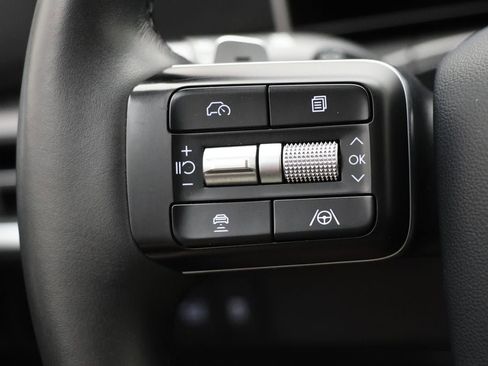 Used 2025 Hyundai Santa Fe SEL image 18