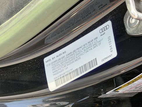 Used 2023 Audi e-tron GT Premium Plus AWD/4WD image 22