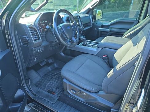 Used 2018 Ford F150 XLT w/ Equipment Group 302A Luxury AWD/4WD image 10