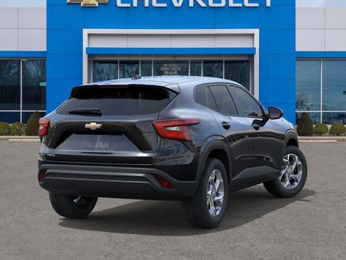 New 2026 Chevrolet Trax LS FWD image 4