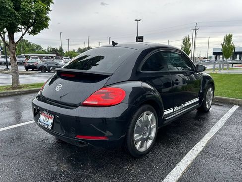Used 2013 Volkswagen Beetle Turbo FWD image 7