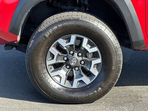 Used 2016 Toyota Tacoma TRD Off-Road w/ Towing Package RWD image 28