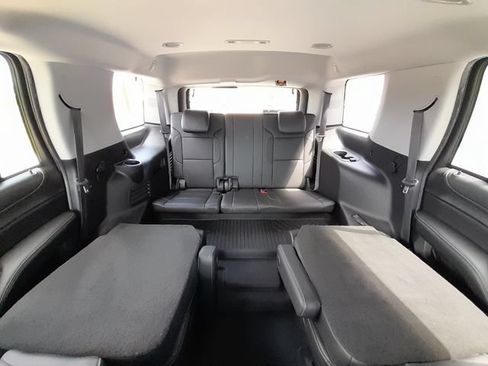 Used 2018 GMC Yukon SLT w/ Open Road Package AWD/4WD image 49