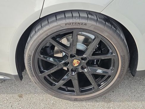 Certified 2024 Porsche Panamera 4 AWD/4WD image 11